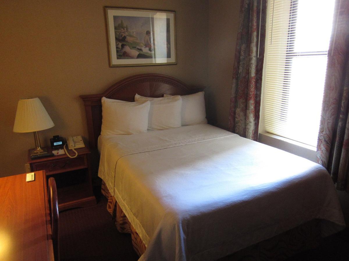 HOTEL NEWTON 3⋆ NEW YORK, NY COMPARE HOTEL RATES